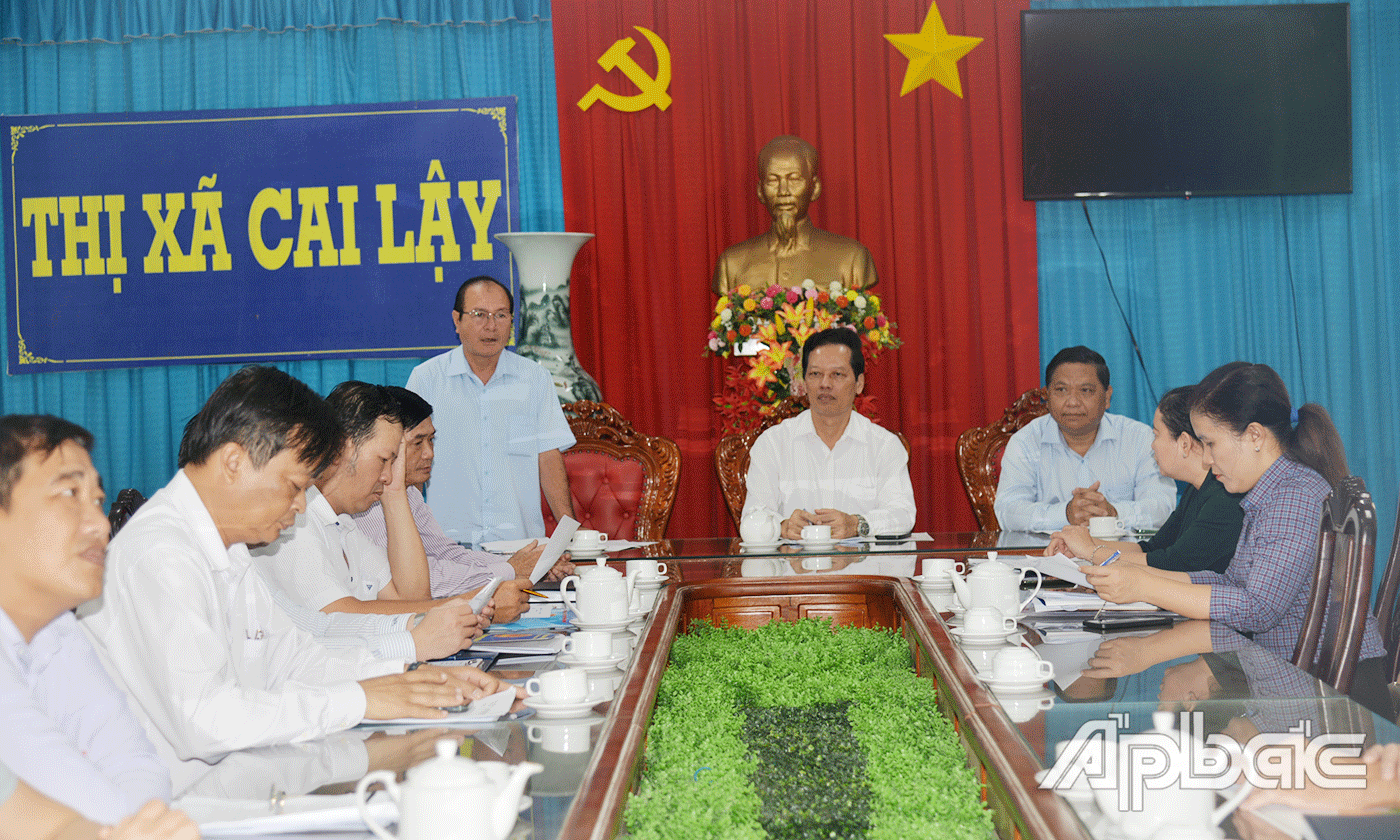 Đồng Trần Văn Thức, Phó Bí thư Thị ủy, Chủ tịch UBND TX. Cai Lậy quyết tâm xoá 36 nhà tạm, nhà dột nát trước ngày 25-4-2025.
