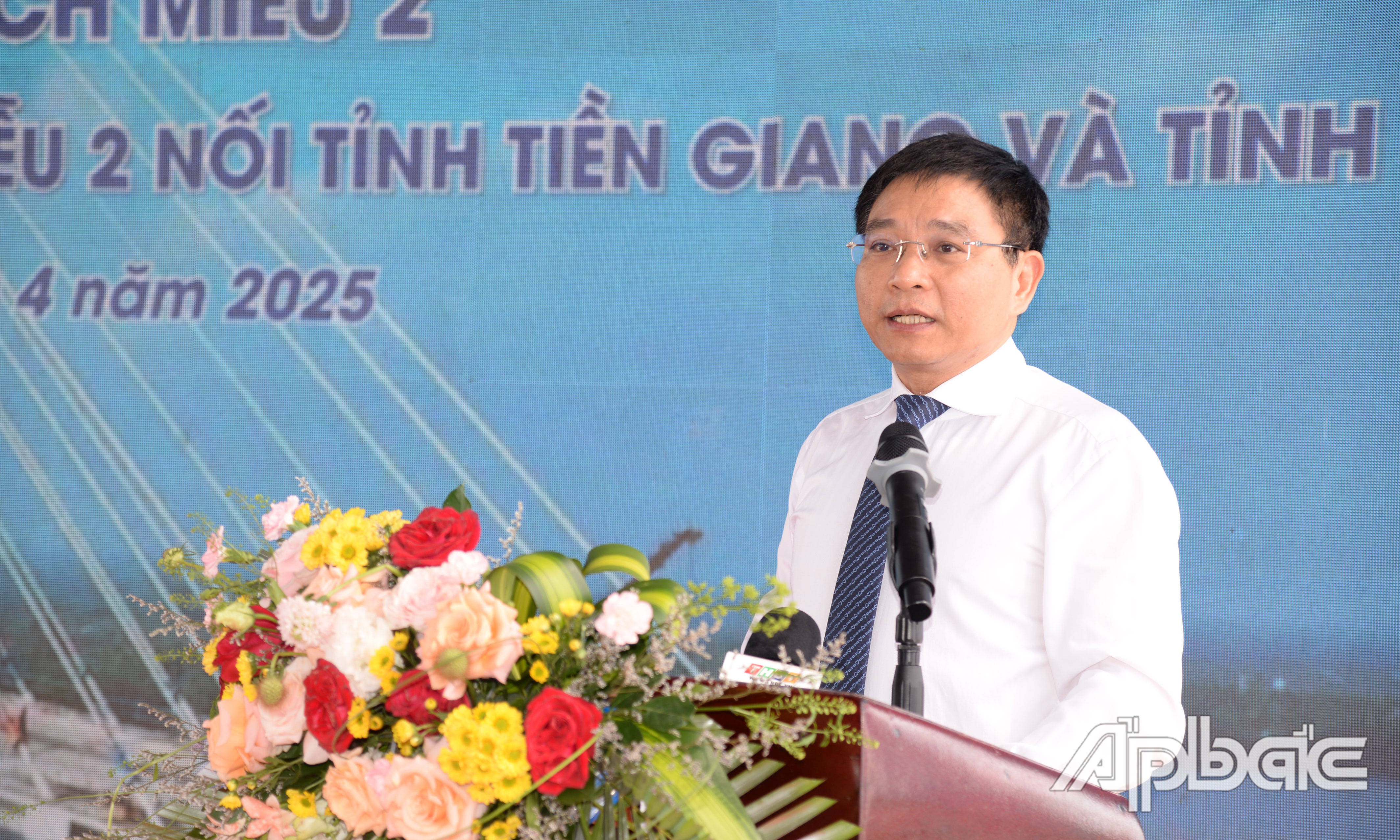 Bộ trưởng Nguyễn Văn Thắng phát biểu tại Lễ hợp long cầu Rạch Miễu 2.