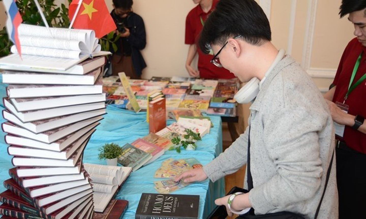 A booth at the book fair (Photo: VNA).