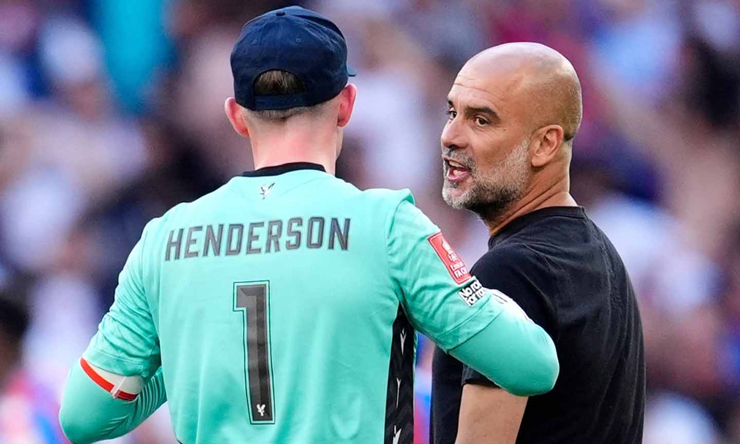 Pep trở nên cáu gắt khi Manchester City sa sút phong độ. Ảnh: Vietnamnet.vn