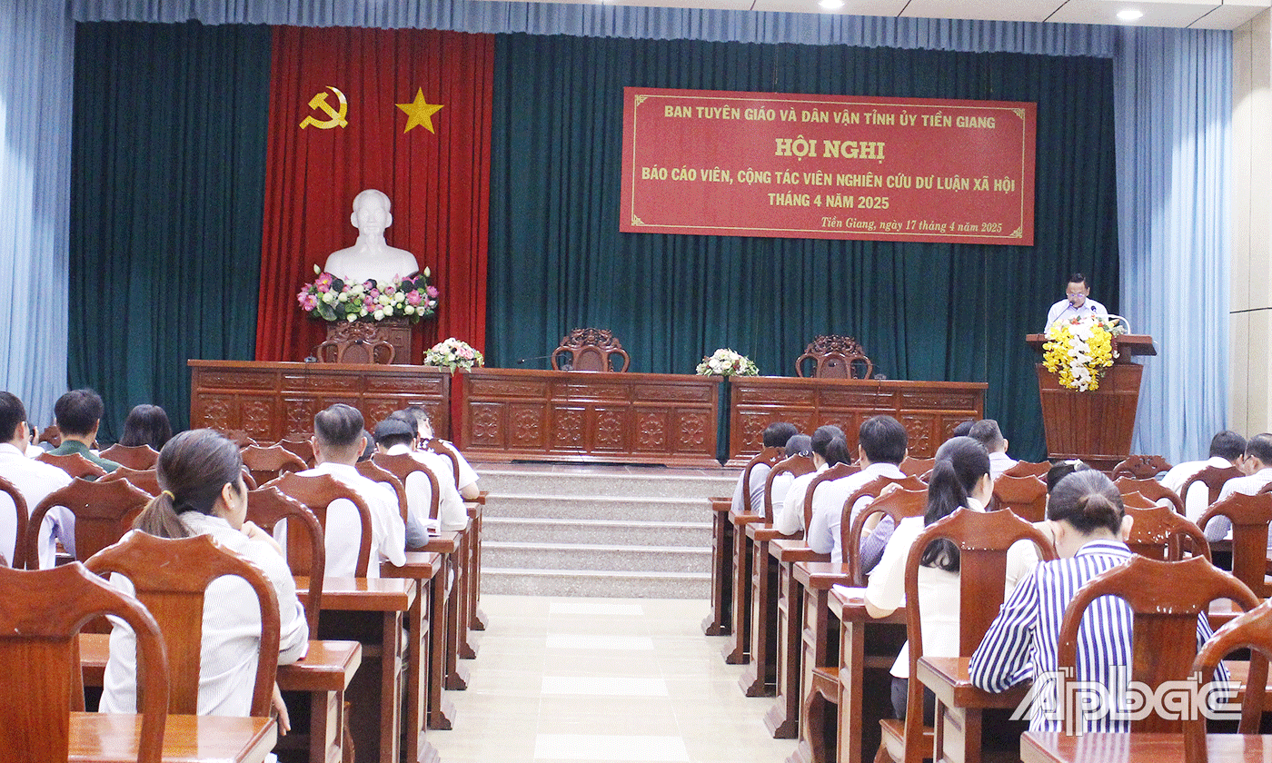 Hội nghị Báo cáo viên, cộng tác viên nghiên cứu dư luận xã hội tháng 4 năm 2025.  