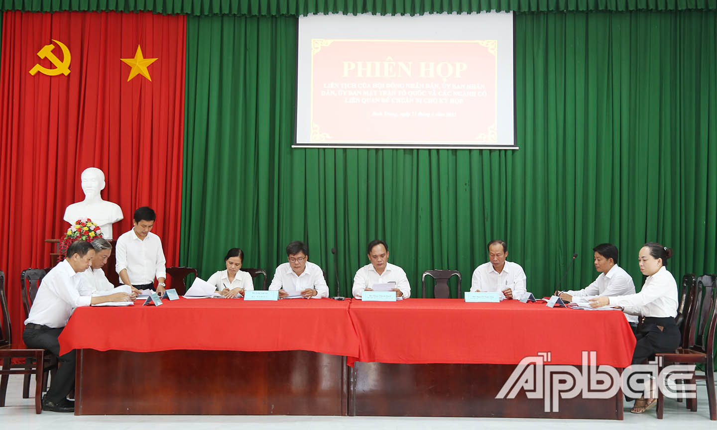 Vận hành thử nghiệm phiên họp HĐND xã Bình Trưng.