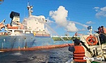 Tàu KN 210 kịp thời cứu nạn tàu dầu bị cháy trên vùng biển phía Nam Côn Đảo