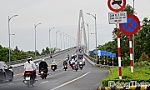 Cầu Rạch Miễu thông thoáng trong dịp lễ