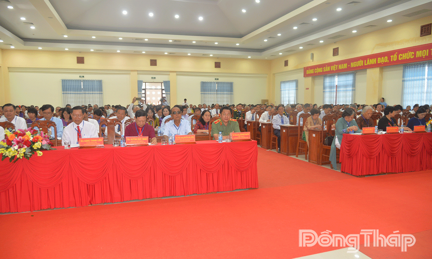 Đại biểu dự Đại hội.