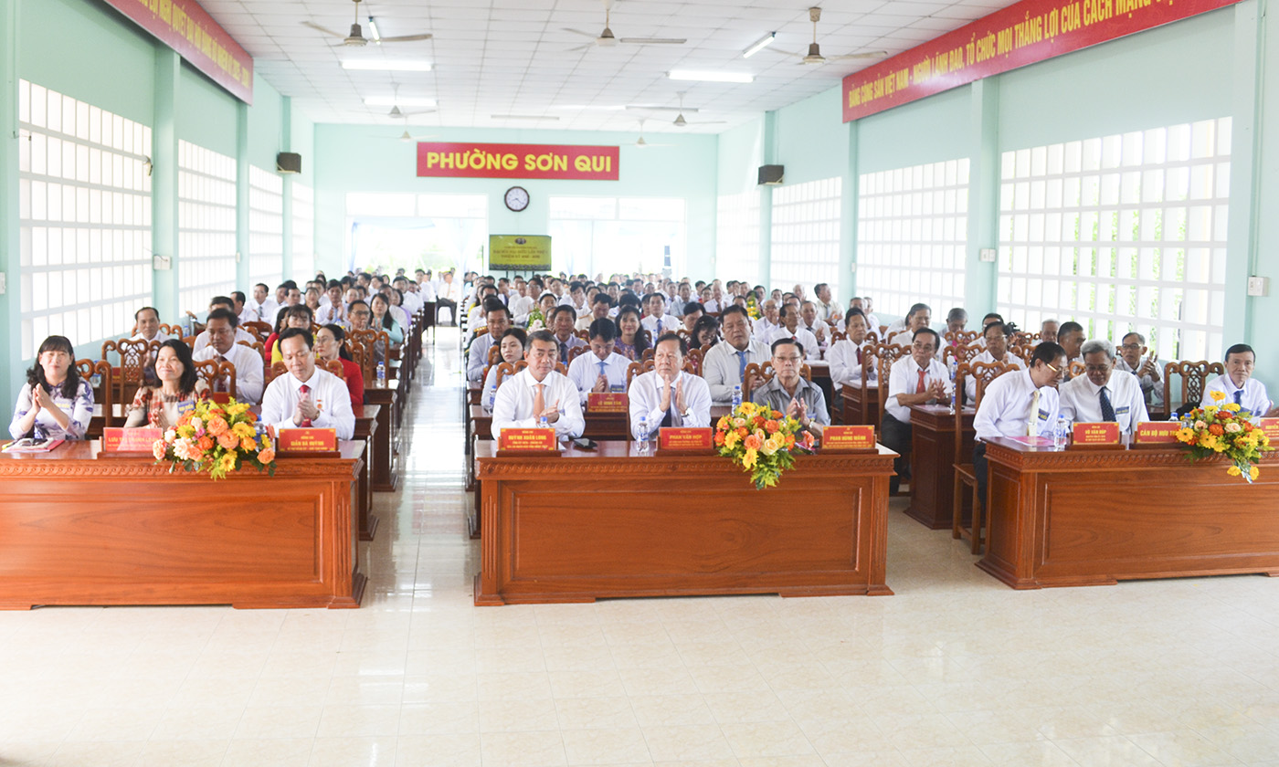 Các Đại biểu tham dự Đại hội.