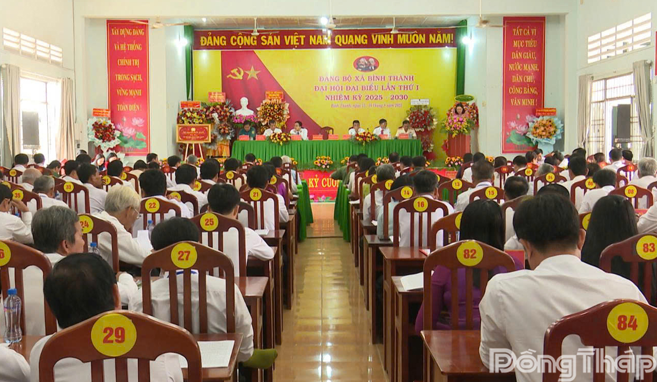 Quang cảnh Đại hội đại biểu Đảng bộ xã Bình Thành lần thứ I, nhiệm kỳ 2025 - 2030
