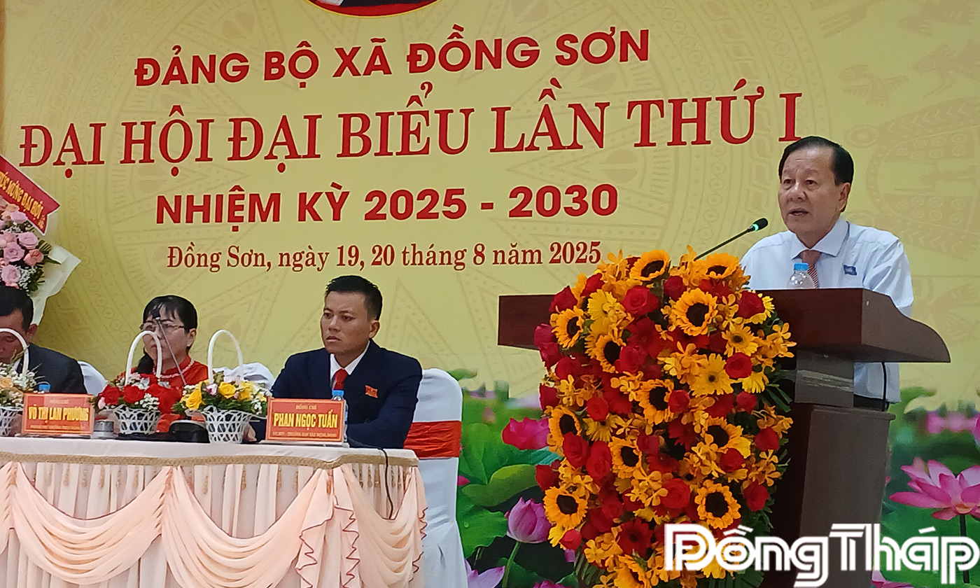 Đồng chí Phan Văn Hợp, phát biểu chỉ đạo Đại hội.