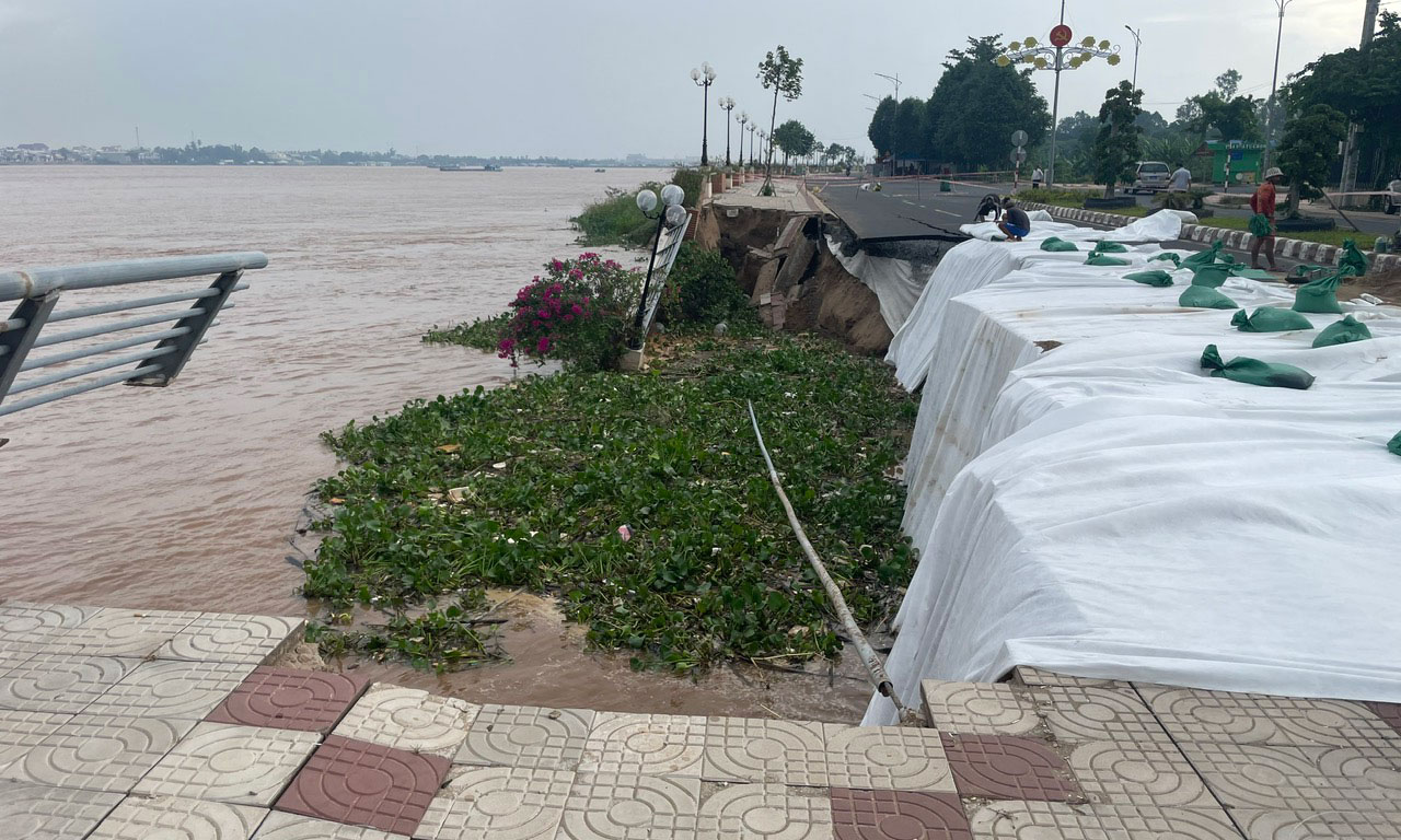 Hiện trường vụ sạt lở Kè chống xói lở Thường Thới Tiền.