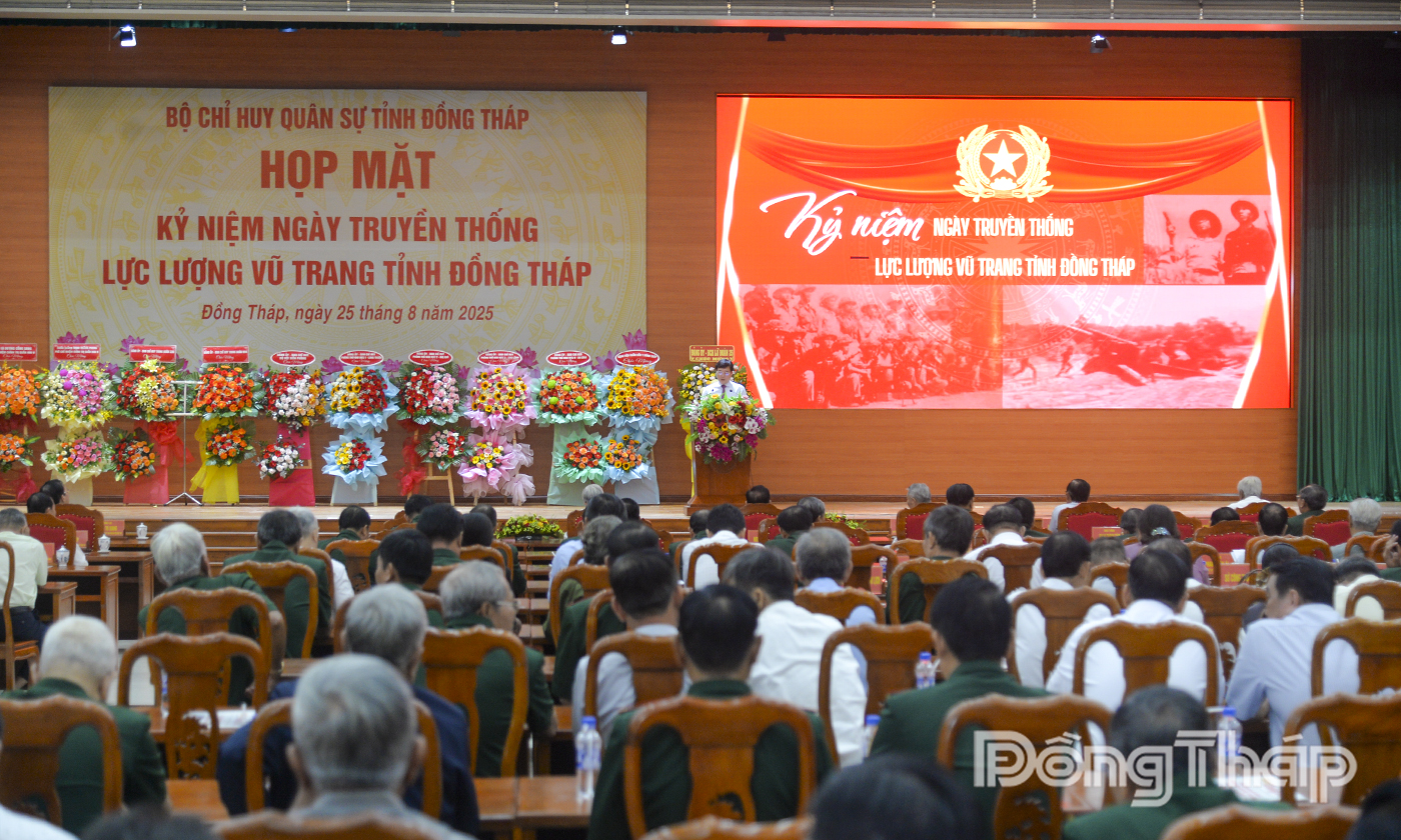 Quang cảnh buổi họp mặt.