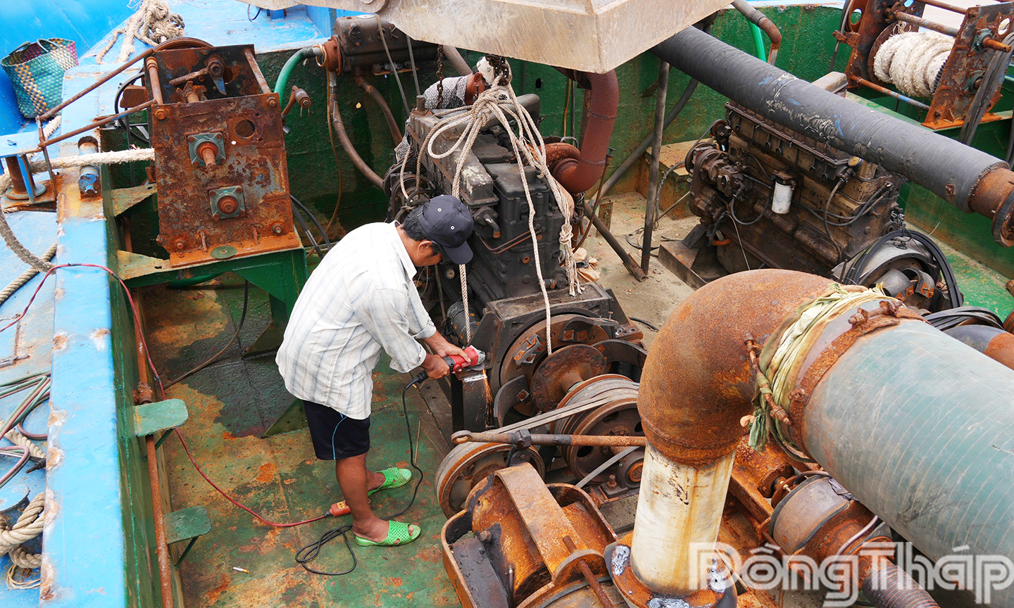 Phương tiện bị buộc tháo dỡ.