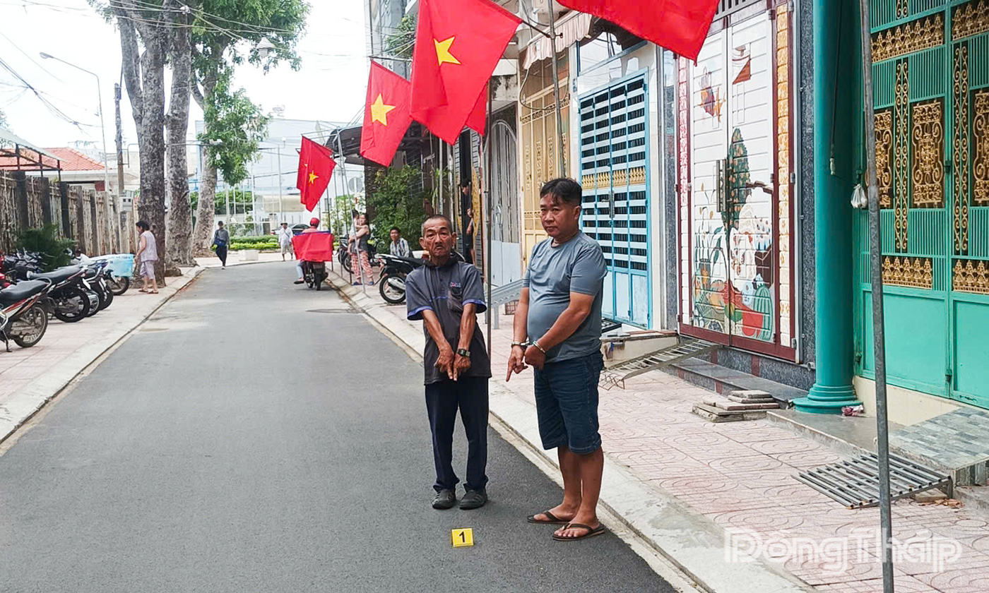 Các đối tượng liên quan tại hiện trường.