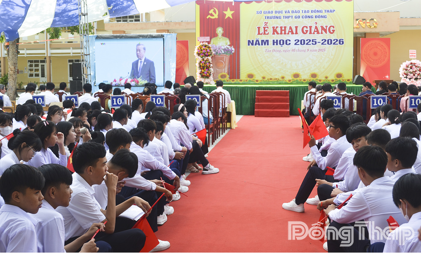 Quang cảnh Lễ khai giảng.