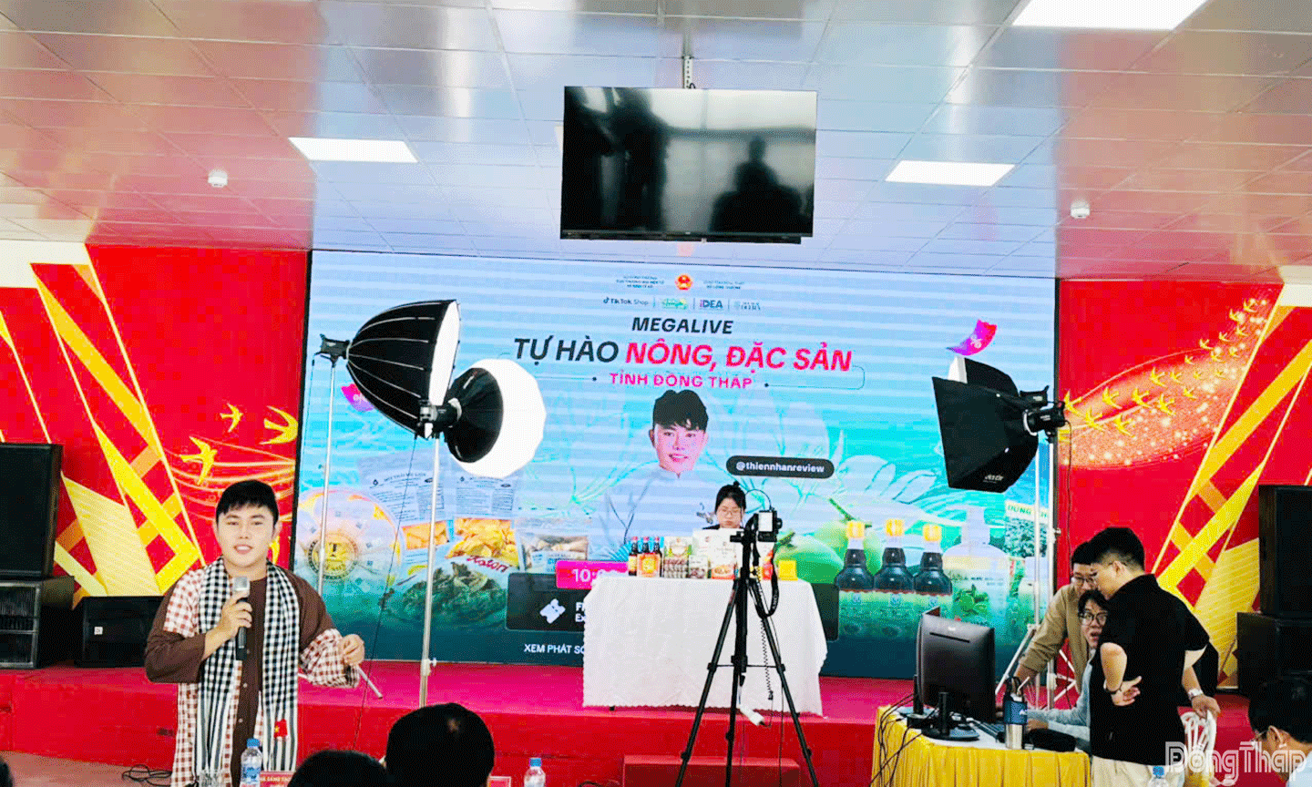 chương trình livestream quảng bá các sản phẩm đặc trưng của tỉnh