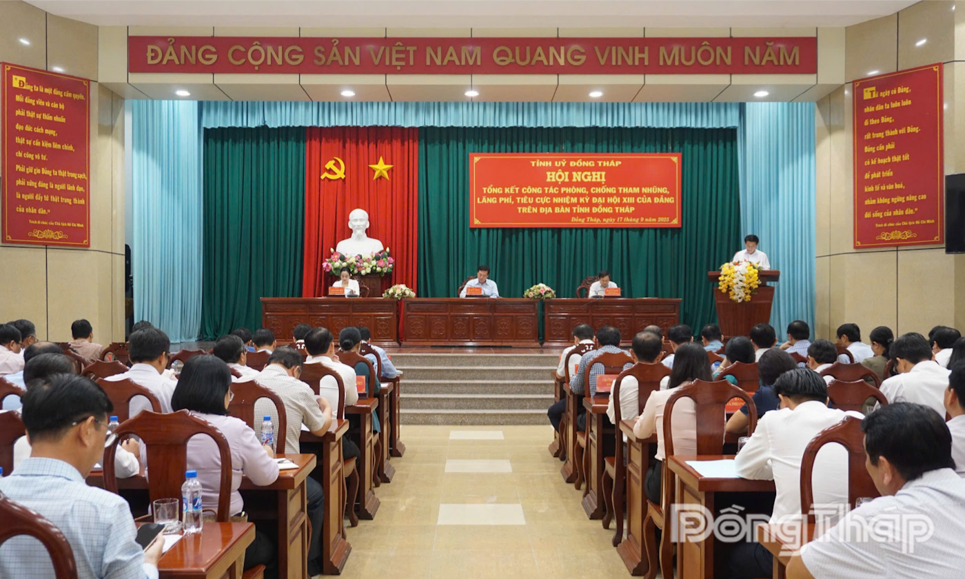 Quang cảnh hội nghị.