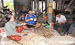 Làng nghề ngư cụ tất bật vào mùa nước nổi