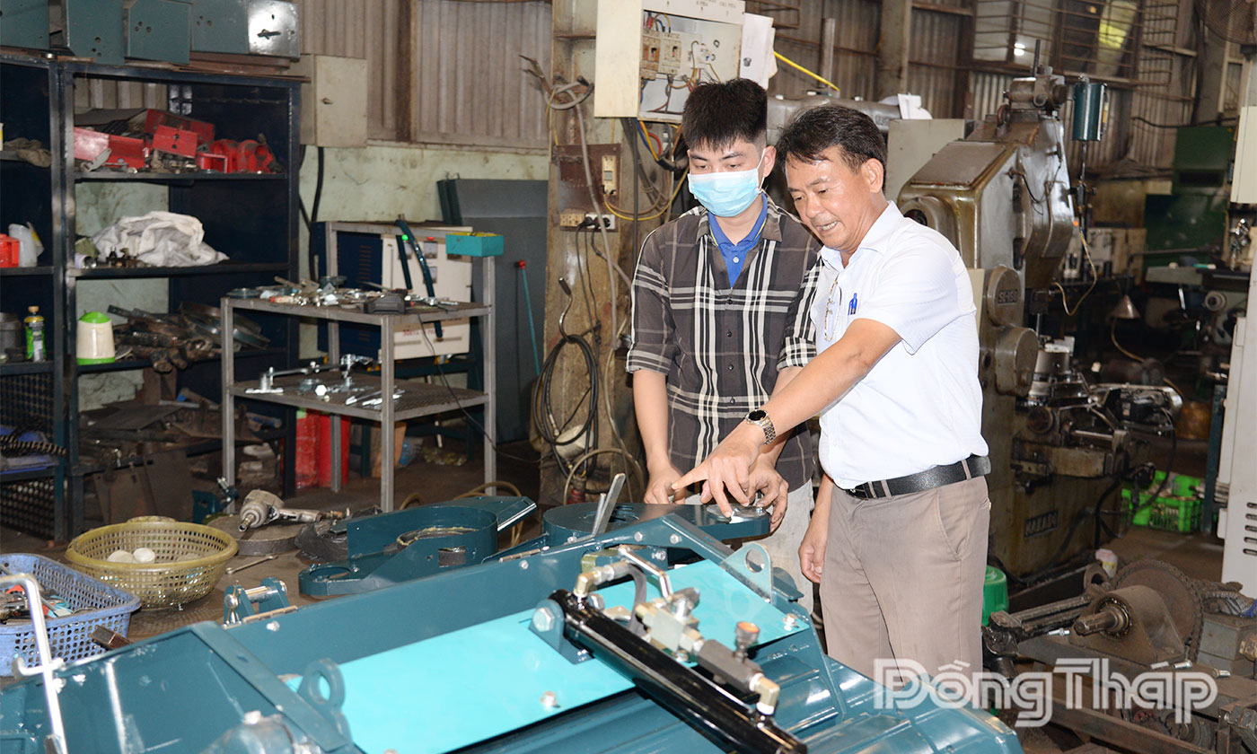 Xây dựng dự thảo nghị quyết quy định cơ chế, chính sách khuyến khích đổi mới sáng tạo, chuyển giao công nghệ
