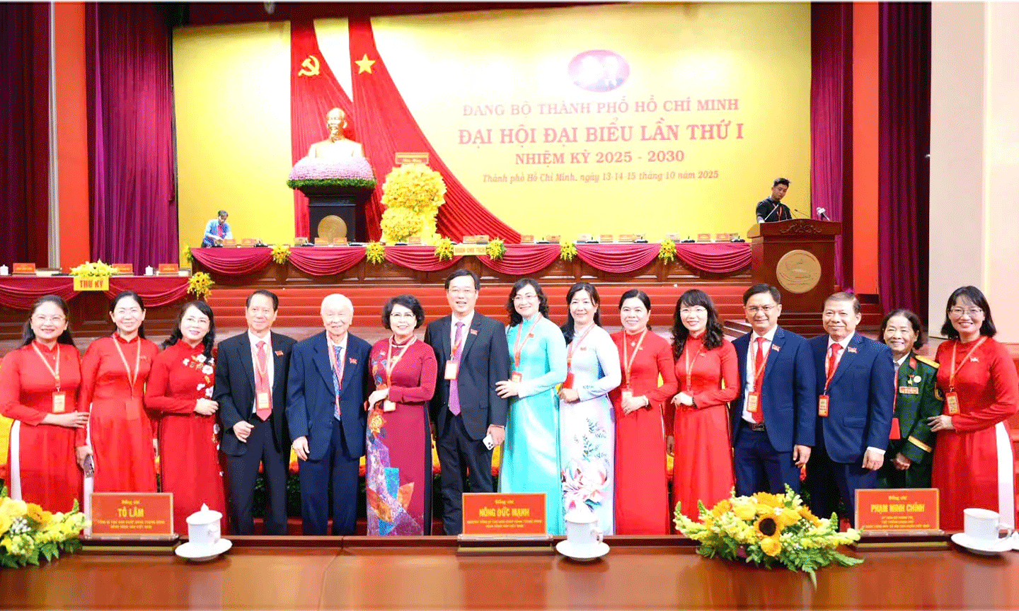 Bộ Chính trị điều động, phân công, chỉ định đồng chí Lê Quốc Phong giữ chức Phó Bí thư Thường trực Thành ủy TPHCM