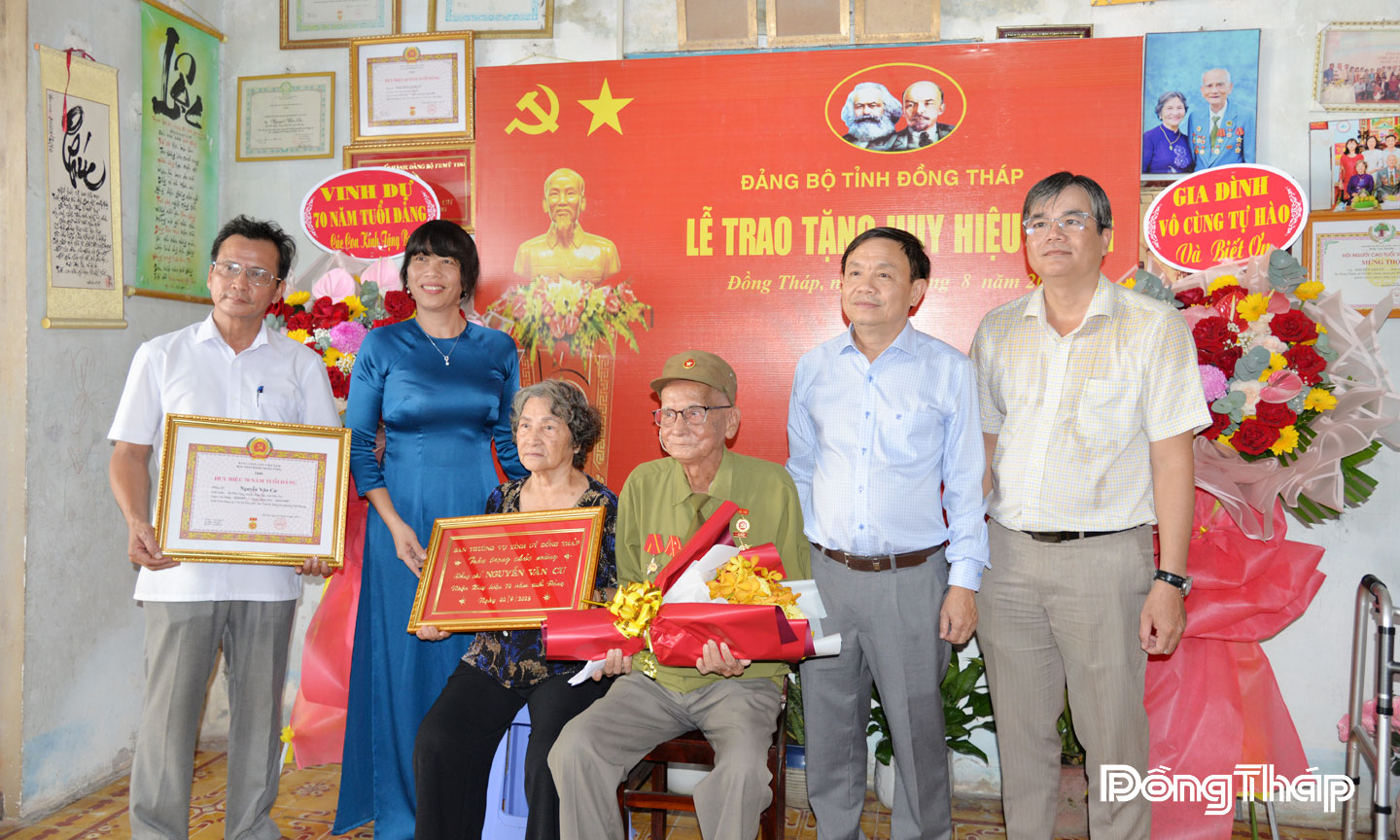Sắt son niềm tin với Đảng