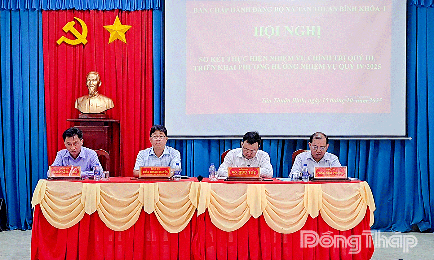 Đồng chí Trần Thanh Nguyên dự hội nghị Ban Chấp hành Đảng bộ xã Tân Thuận Bình.