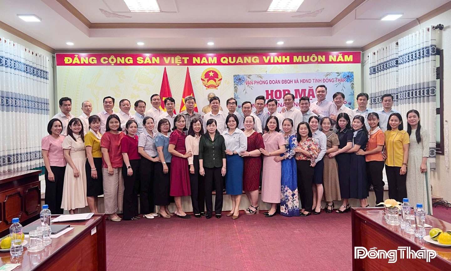 Văn phòng Đoàn Đại biểu Quốc hội và Hội đồng nhân dân tỉnh tổ chức họp mặt Kỷ niệm 95 năm Ngày thành lập Hội Liên hiệp Phụ nữ Việt Nam.