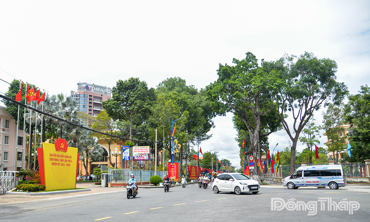 Tỉnh Đồng Tháp đã “hàng thẳng, lối thông” và đang trong giai đoạn “bước đều, bước vững chắc vào kỷ nguyên mới”