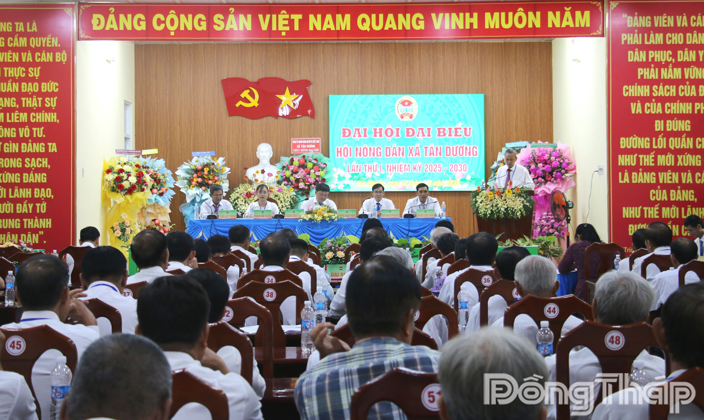 Quang cảnh đại hội.