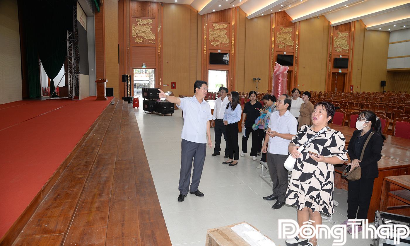 Huỳnh Minh Tuấn kiểm tra công tác chuẩn bị