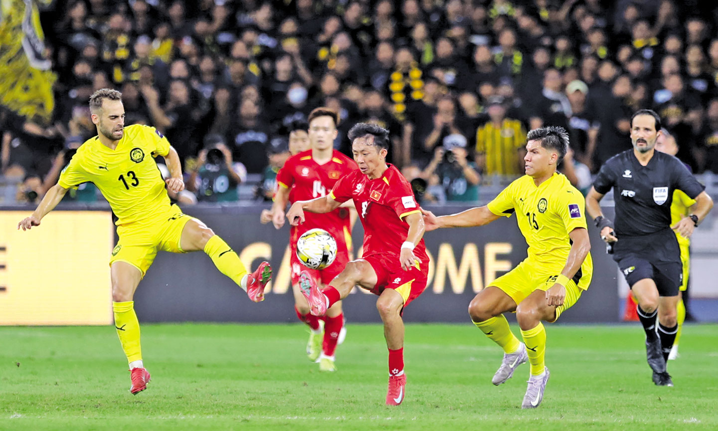 Vụ bê bối sử dụng cầu thủ nhập tịch trái phép của Malaysia là một bài học đắt giá và nghiêm túc để bóng đá Việt Nam nhìn vào và rút kinh nghiệm.                                                                                                                                                    Ảnh: thethaovanhoa.vn