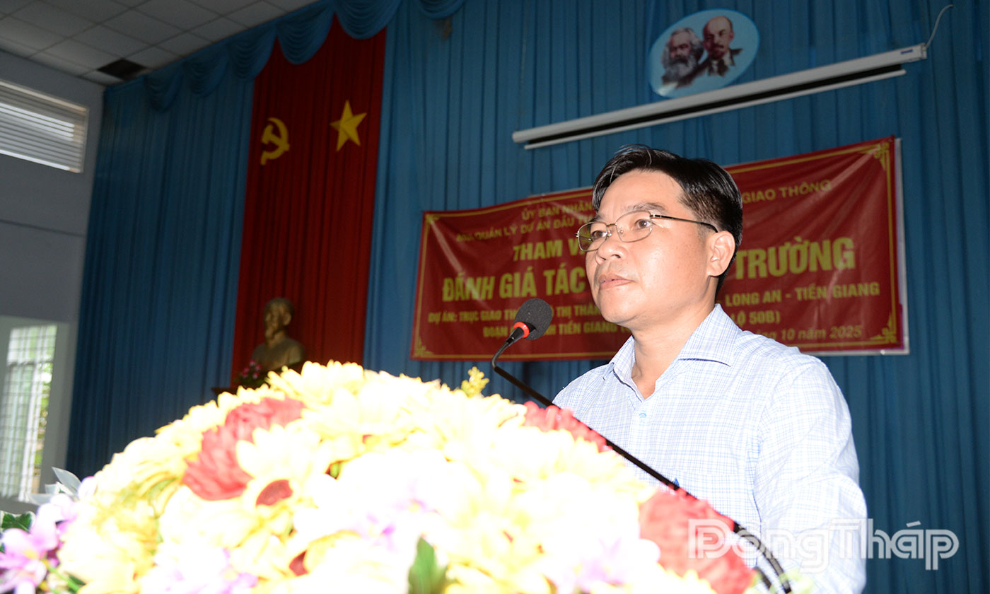 Lãnh đạo UBND xã Mỹ Tịnh An phát biểu tại buổi lấy ý kiến.