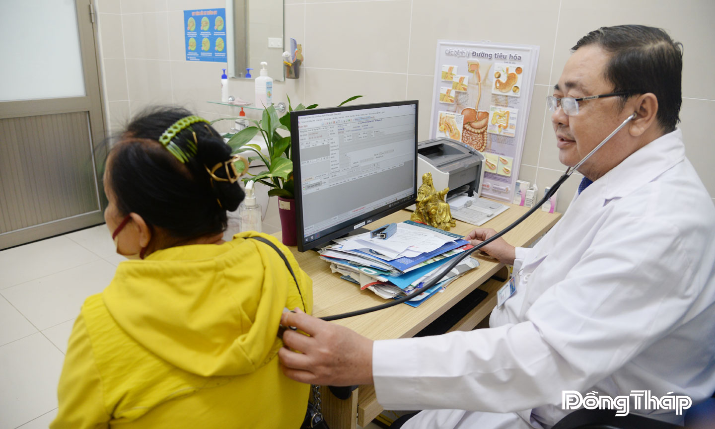 Thông tin của người dân đến khám bệnh khi được nhập vào hệ thống bệnh án điện tử sẽ kết nối với tất cả các khoa phòng, tạo điều kiện thuận lợi cho bác sĩ và bệnh nhân.