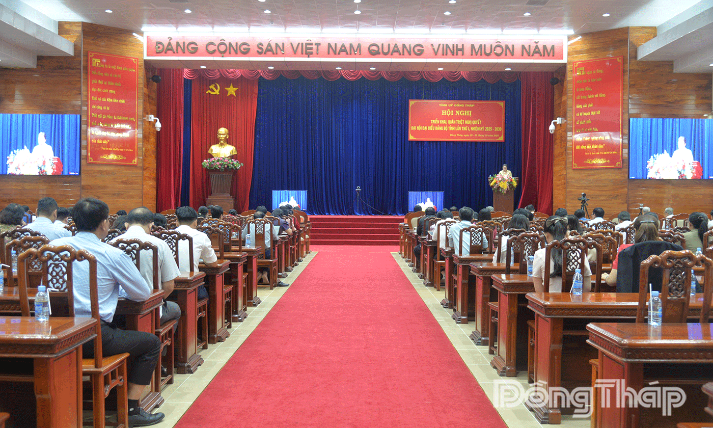 Quang cảnh tại Hội trường Ấp Bắc, Trung tâm hội nghị tỉnh.