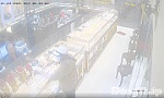 Khẩn trương truy bắt đối tượng cướp giật tài sản tại tiệm vàng