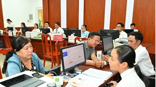 Lấy kết quả, sản phẩm làm thước đo cán bộ