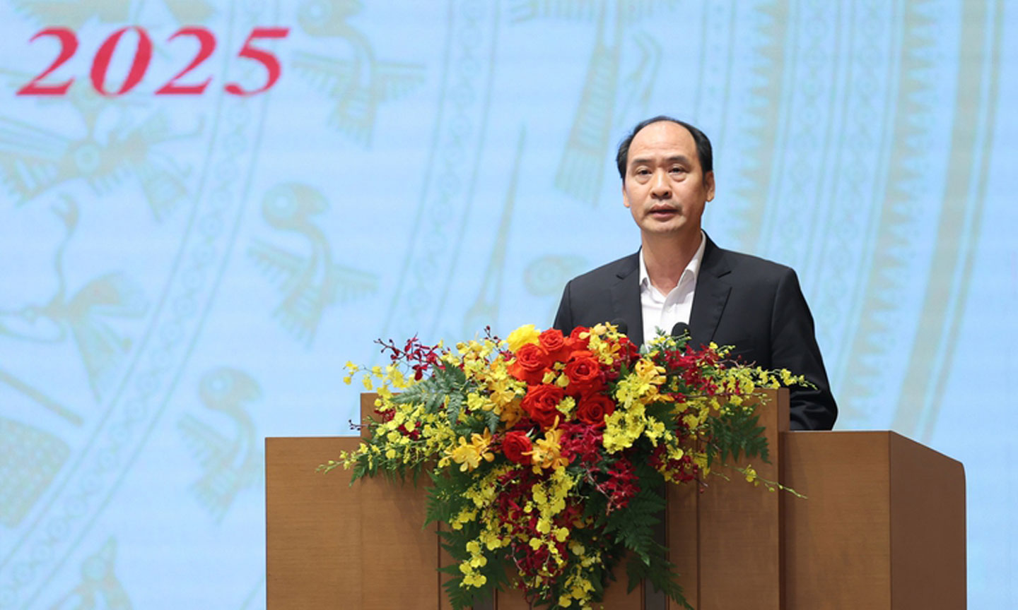 Bộ Nội vụ: Đẩy mạnh cải cách công vụ, đề xuất điều chỉnh tiền lương cán bộ Bộ Nội vụ: Đẩy mạnh cải cách công vụ, đề xuất điều chỉnh tiền lương cán bộ