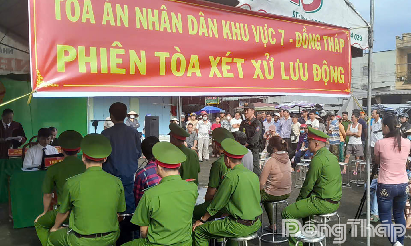 Toà án nhân dân khu vực 7 tổ chức xét xử lưu động 2 vụ án ma túy