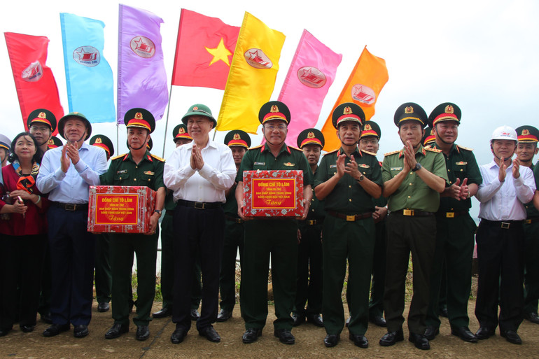 Phát triển cụm đảo Hòn Khoai - bước tiến của một Việt Nam khát vọng và tự cường