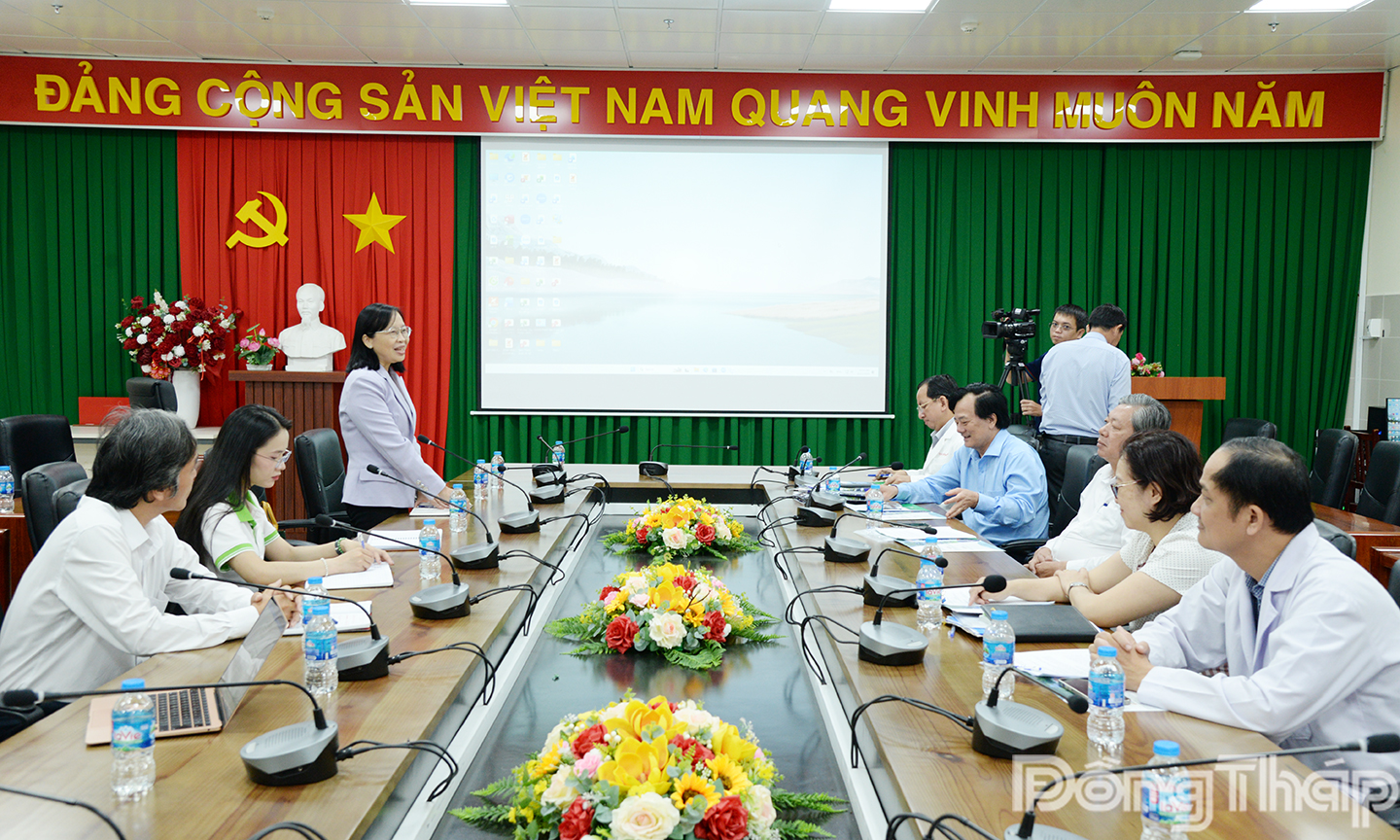 Bệnh viện Đa khoa Tiền Giang thống nhất phối hợp tuyên truyền với Báo và phát thanh, truyền hình Đồng Tháp