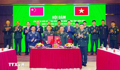 Hợp tác giữ vững biên giới hòa bình, hữu nghị Việt Nam-Trung Quốc