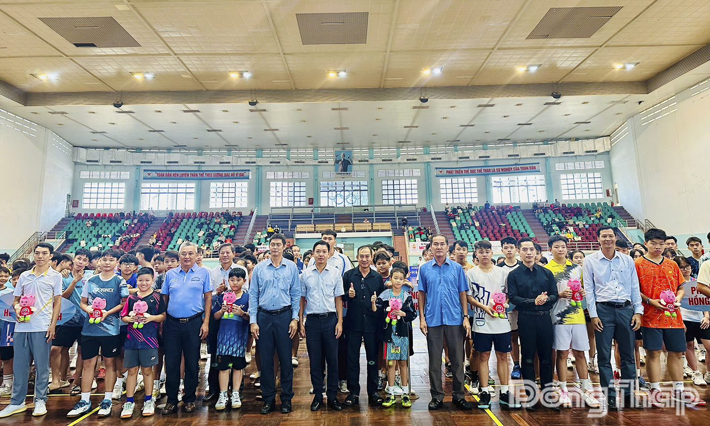 Khai mạc Giải Cầu lông các nhóm tuổi tỉnh Đồng Tháp