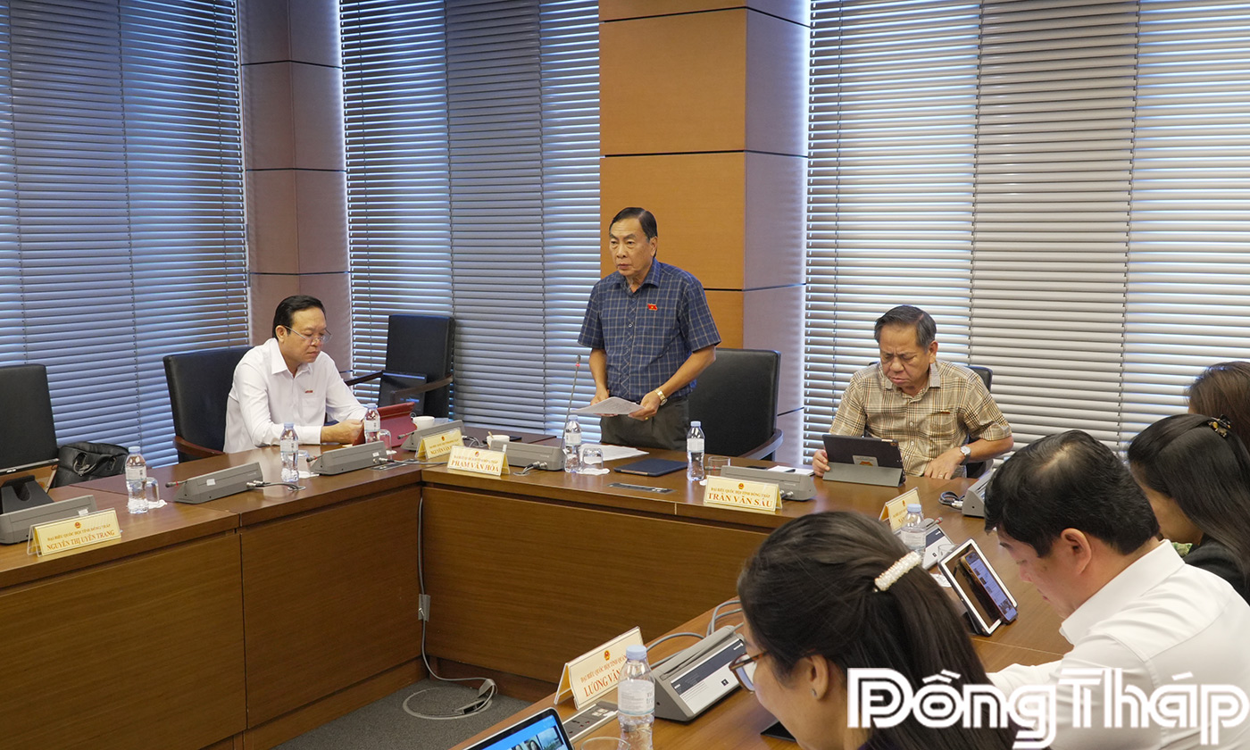 Đại biểu Phạm Văn Hòa, phát biểu thảo luận