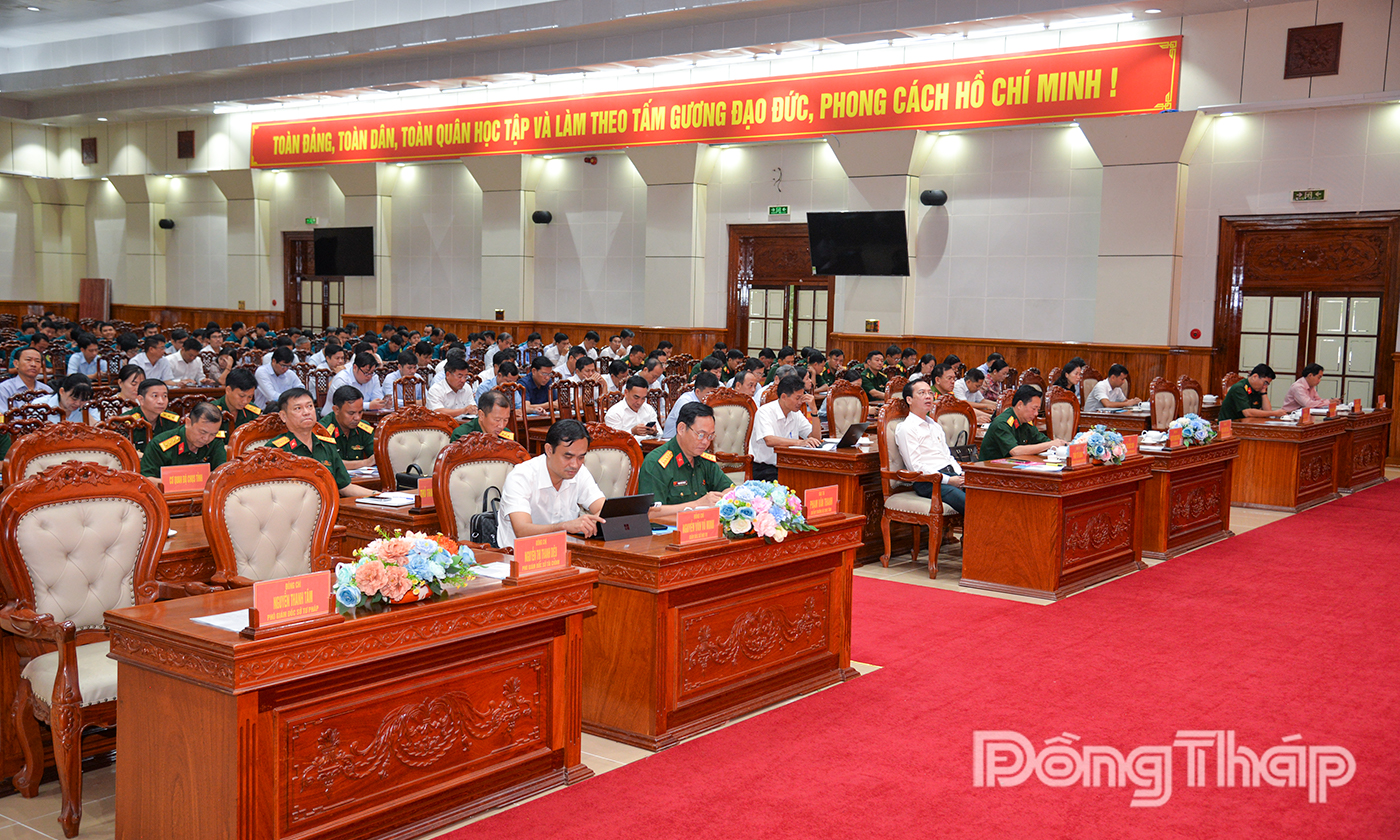 Quang cảnh hội nghị.