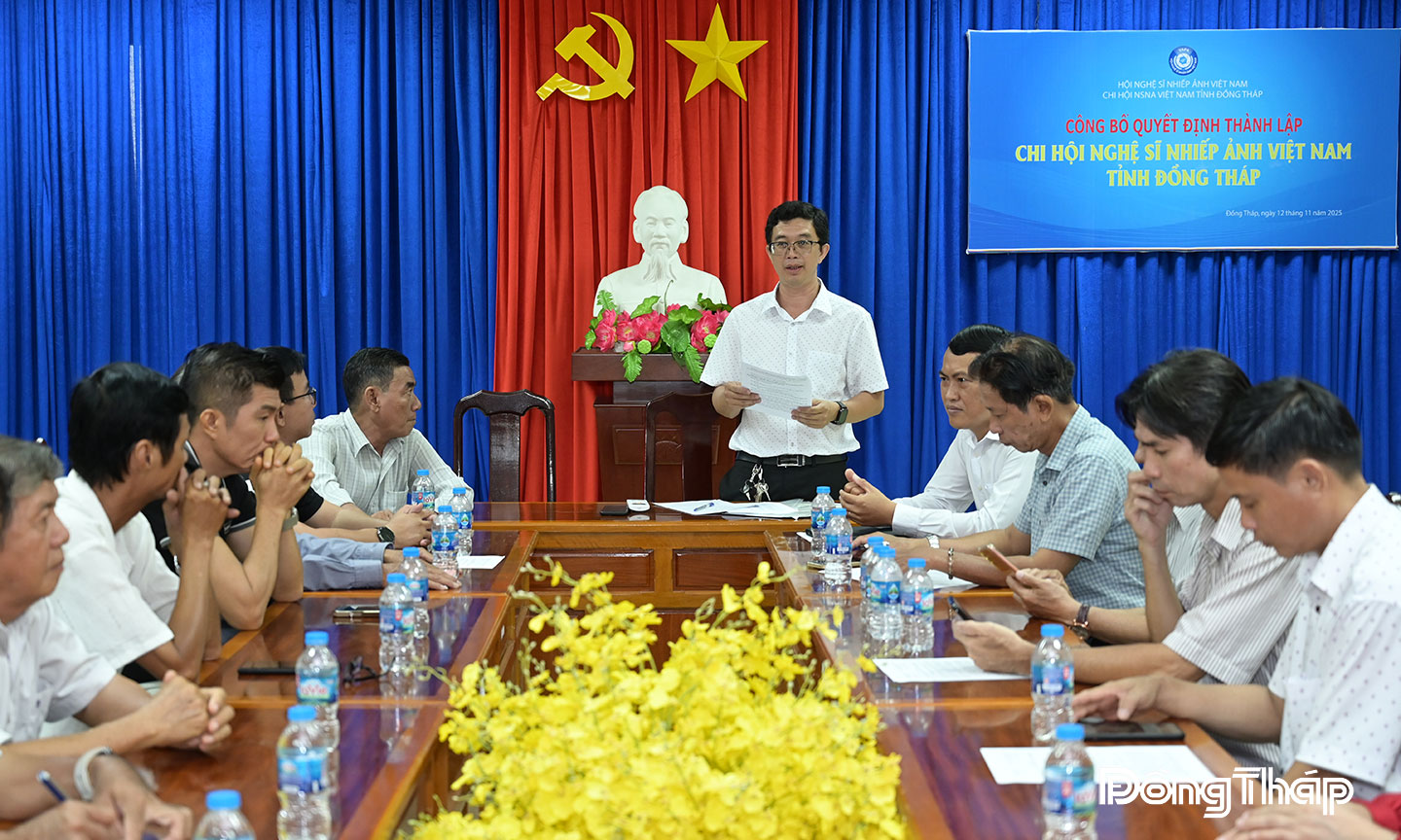 Ngày 12-11 tại hội trường Uỷ ban Trung ương Mặt trận tổ quốc Việt Nam tỉnh Đồng Tháp. Chi hội Nghệ sĩ Nhiếp ảnh (NSNA) Việt Nam tỉnh Đồng 