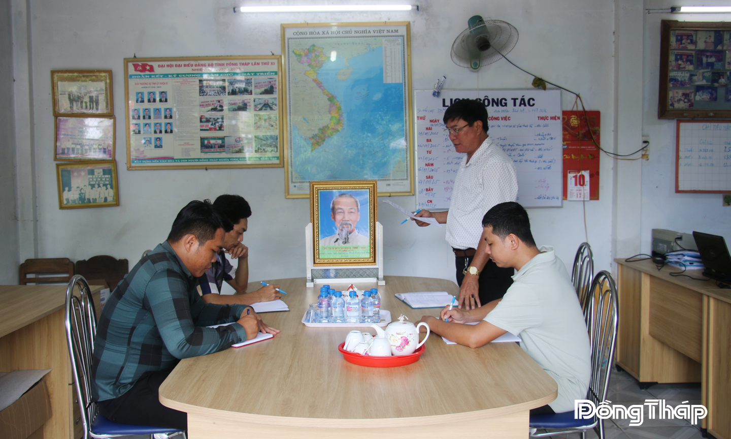 Chi bộ ấp An Hòa tập trung thực hiện tốt Chương trình hành động theo Nghị quyết Đại hội Đảng bộ xã Mỹ An Hưng.