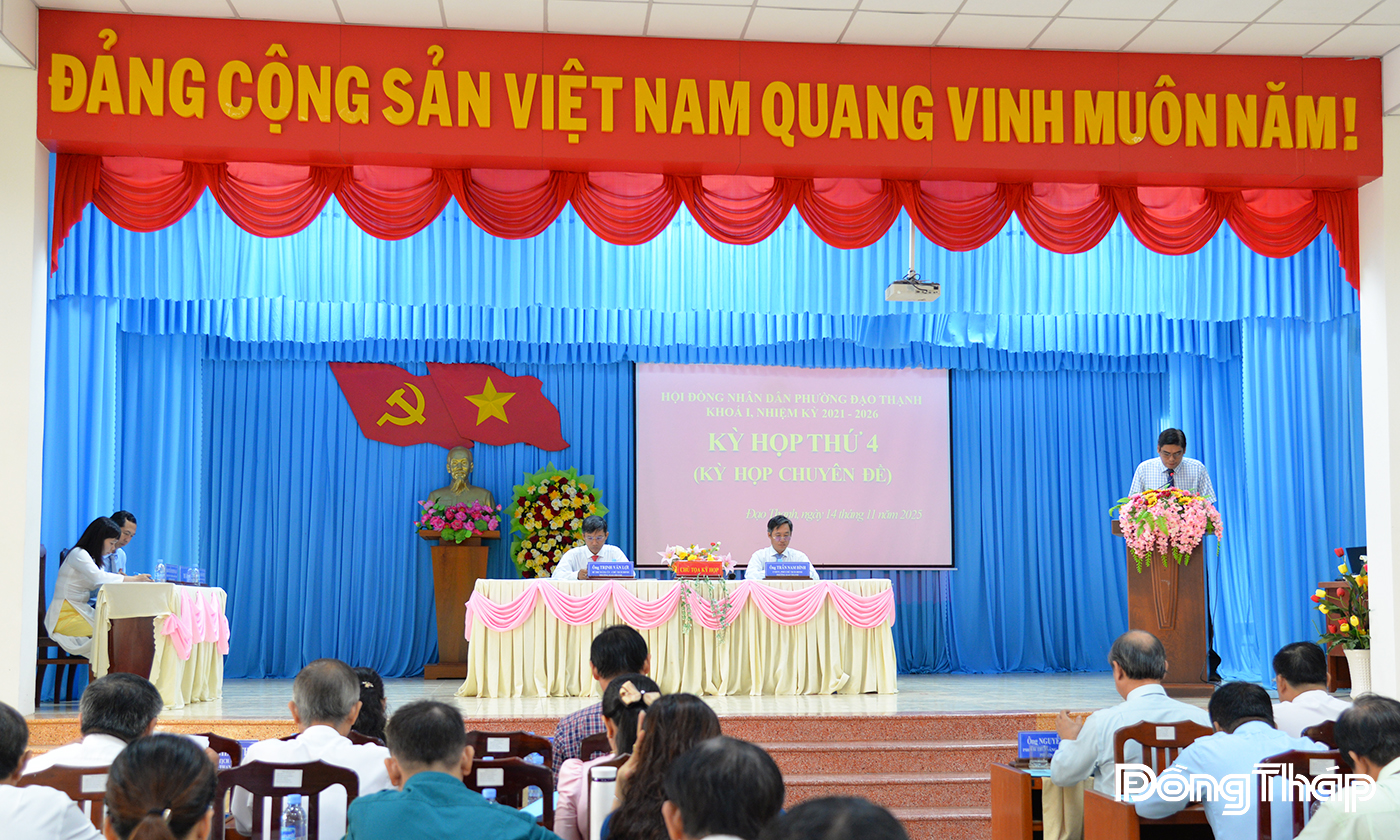 Quang cảng Kỳ họp lần thứ 4. 
