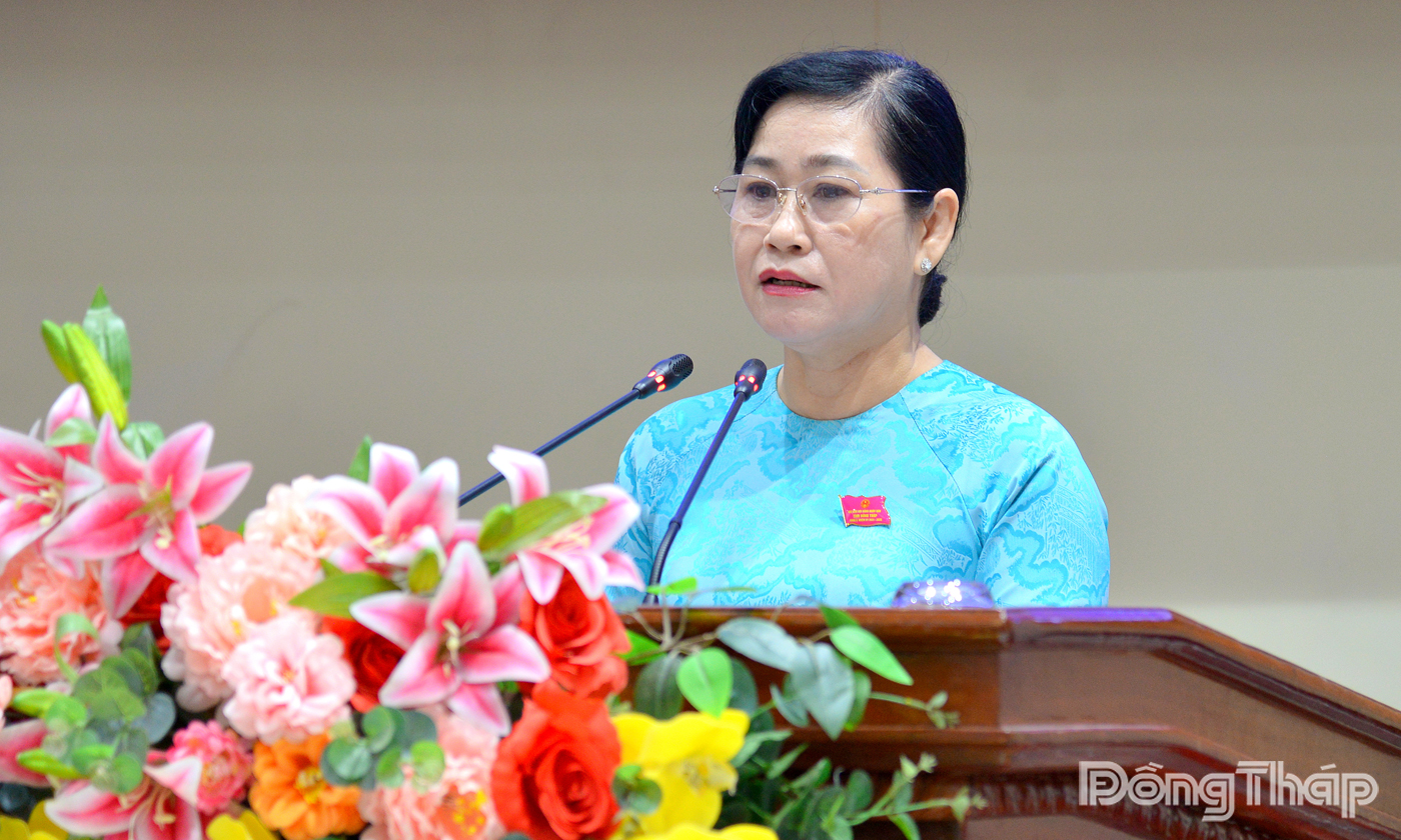 Đồng chí Châu Thị Mỹ Phương phát biểu bế mạc kỳ họp.