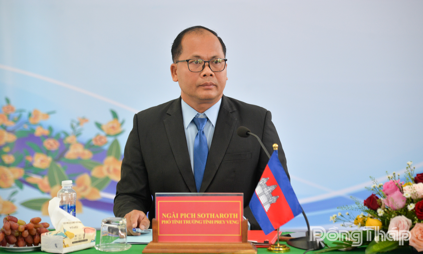 Ngài Pich Sotharoth phát biểu tại hội nghị.