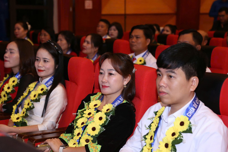 Các nhà giáo nhận Giải thưởng 