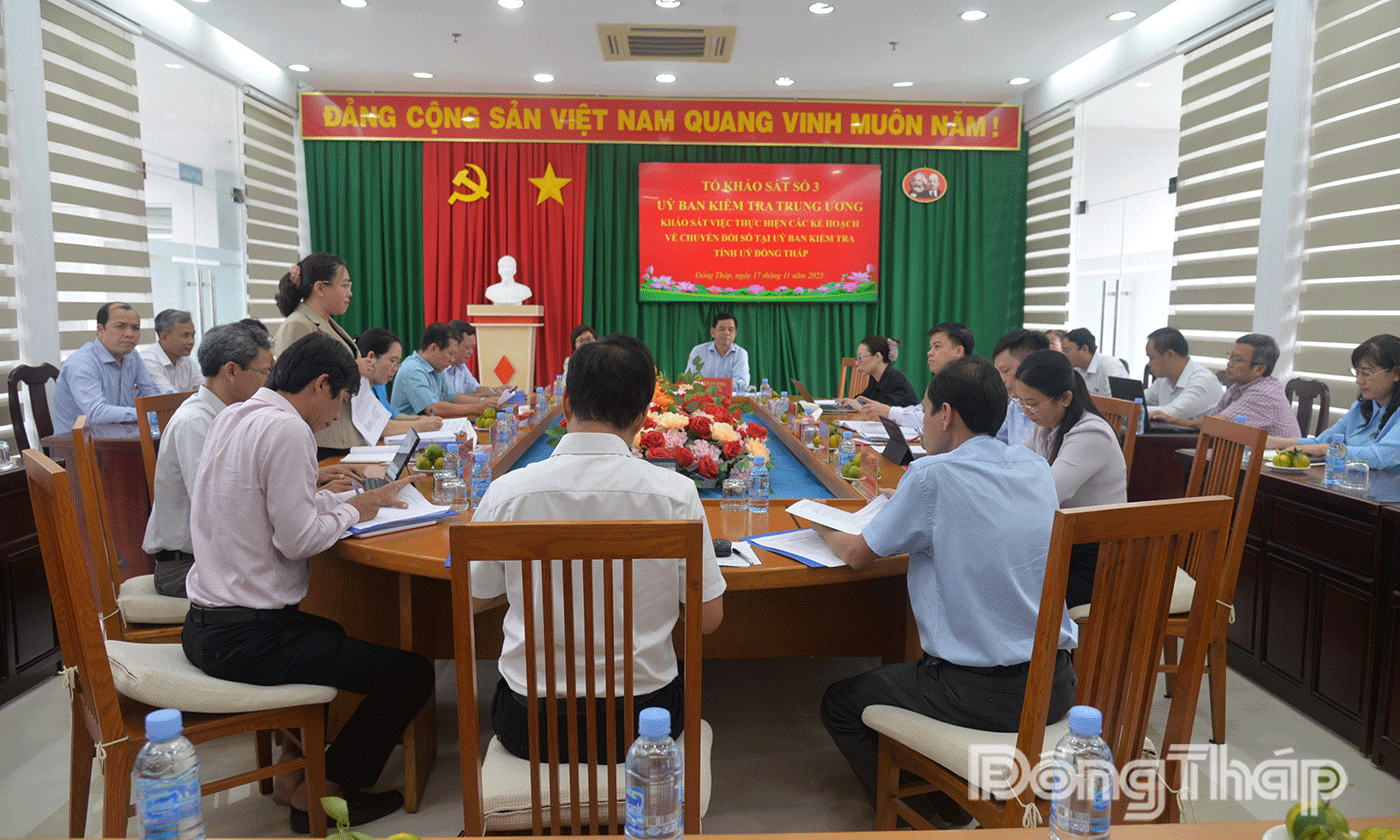 Quang cảnh buổi khảo sát tại Ủy ban Kiểm tra Tỉnh ủy.