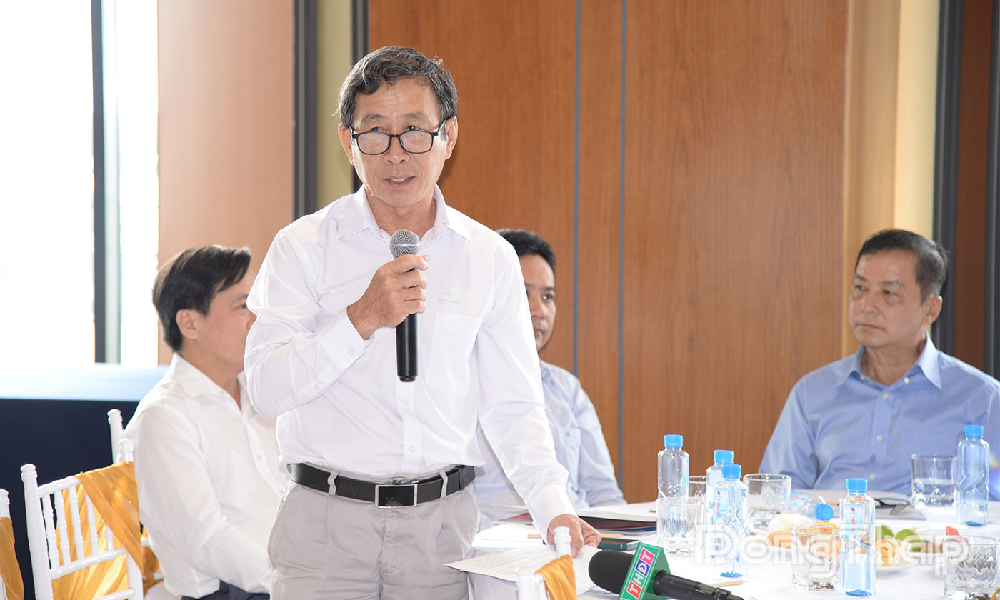 Các DN phát biểu ý kiến tại buổi Cà phê doanh nhân.